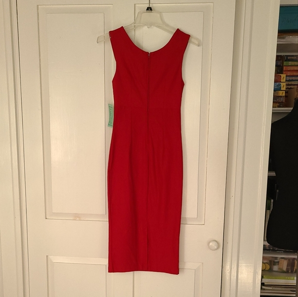 (NWT) MODCLOTH fitted midi length red dress - Picture 4 of 6